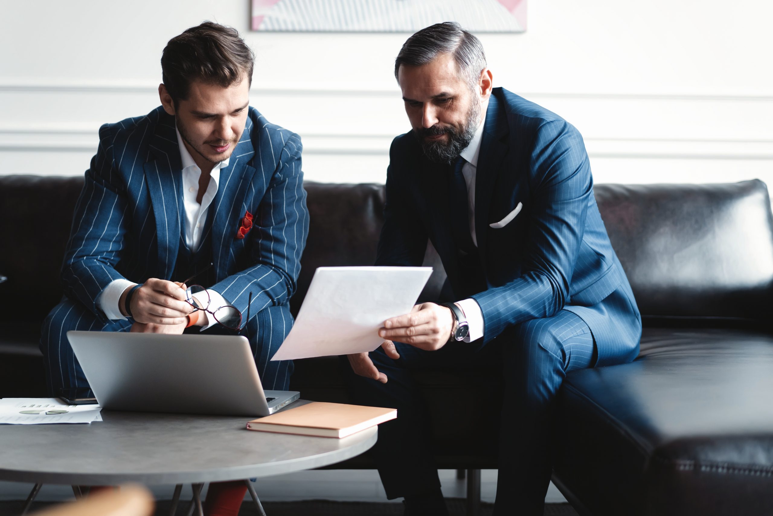 Business Executives Discussing Work, Developing Strategy For Online Business, Explaining Sharing Ideas, Preparing Presentation, Having Brainstorming Session At Office